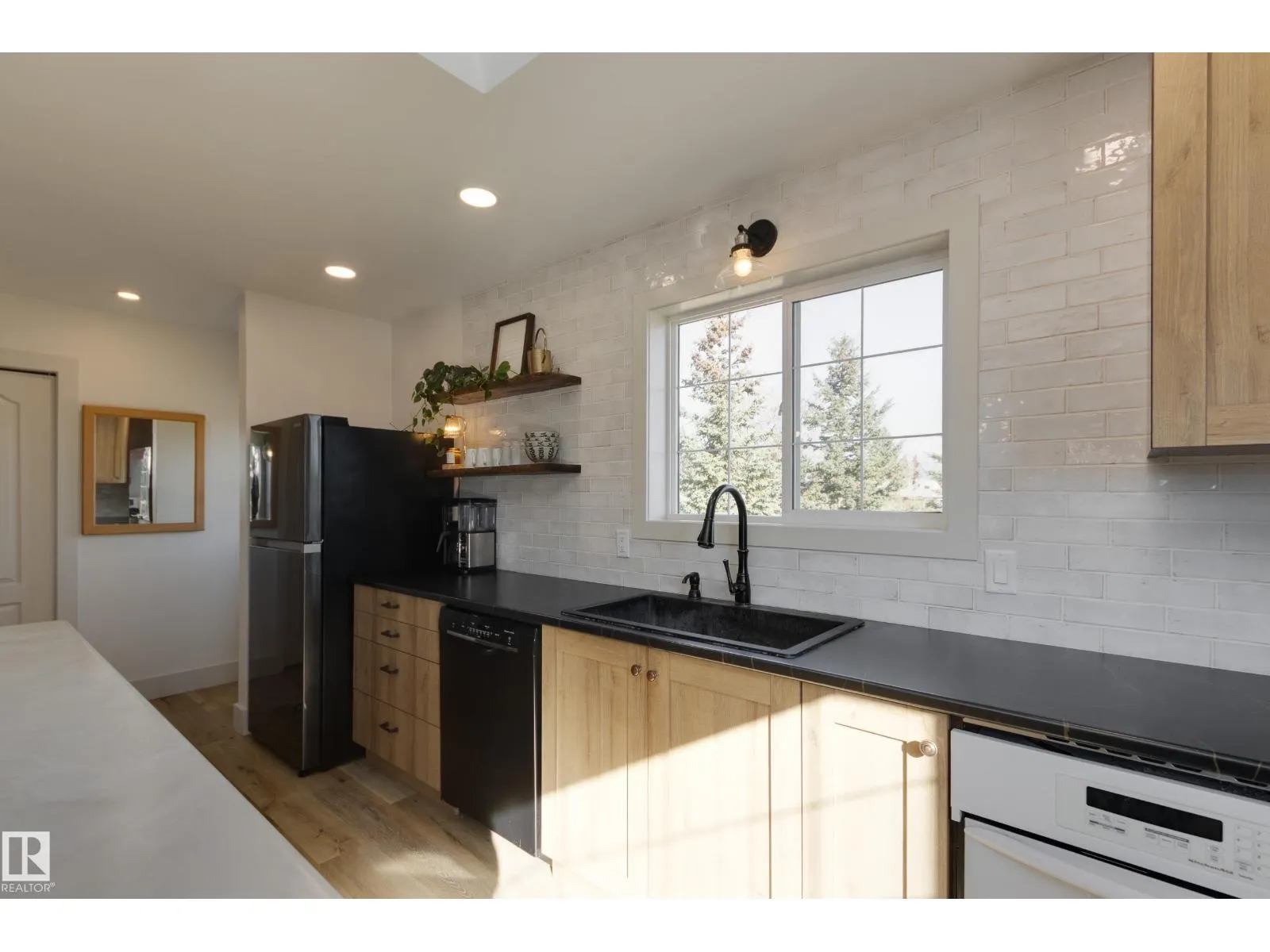 #11 51121 RGE ROAD 270