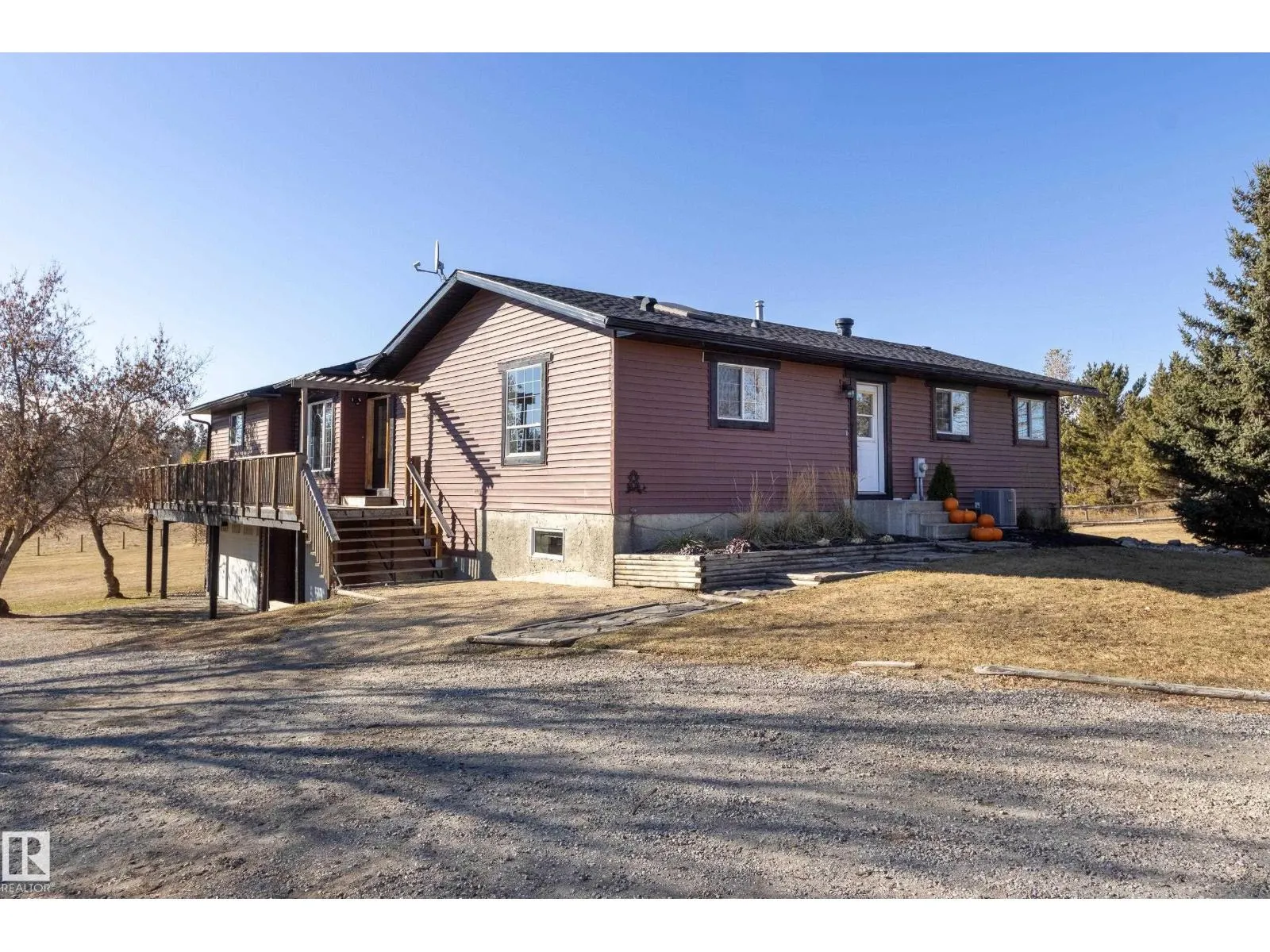 #11 51121 RGE ROAD 270