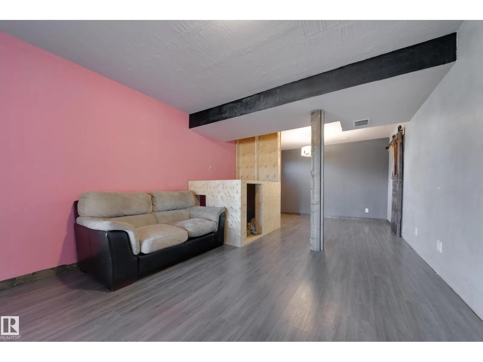 #11 51121 RGE ROAD 270