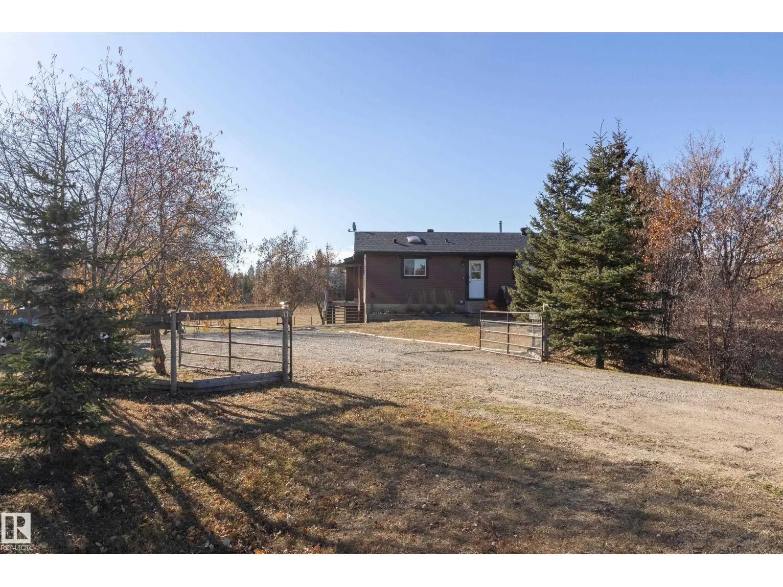 #11 51121 RGE ROAD 270