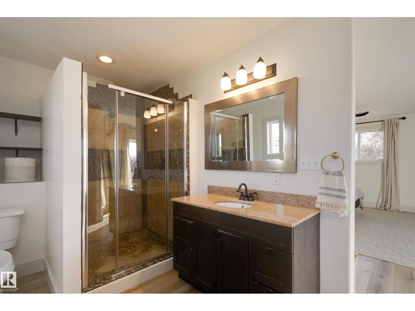 #11 51121 RGE ROAD 270