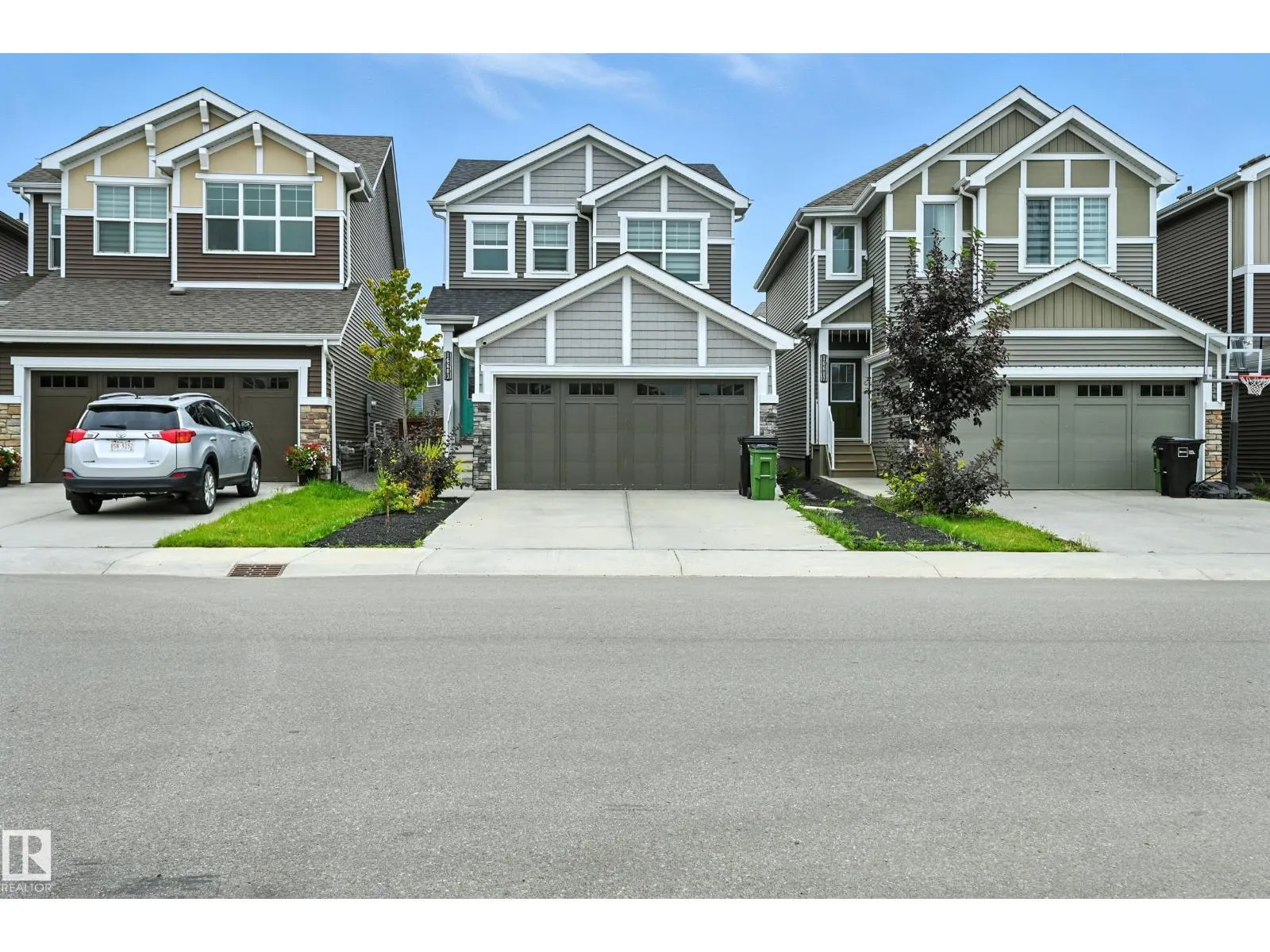 16603 31 AV SW