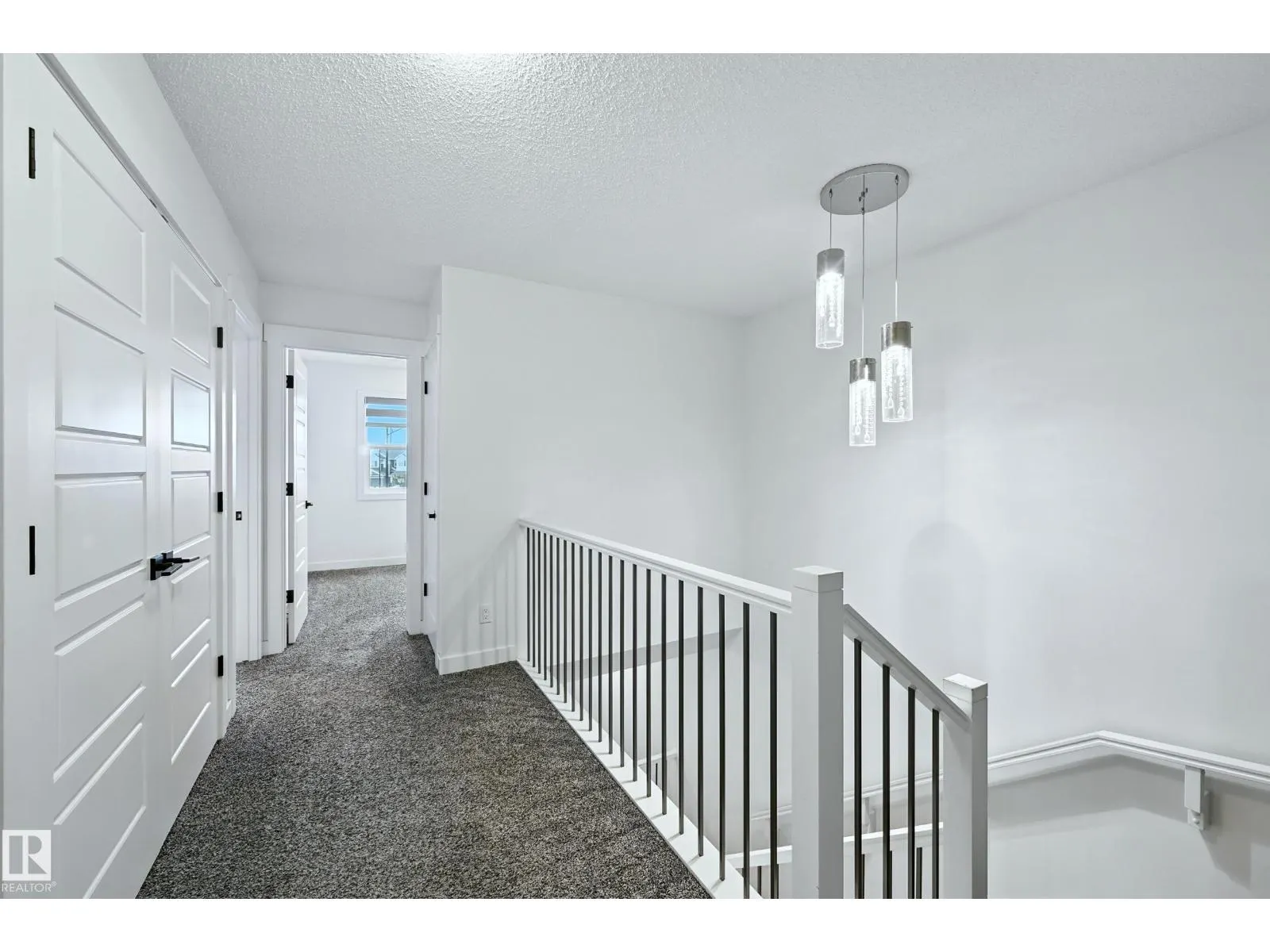 16603 31 AV SW