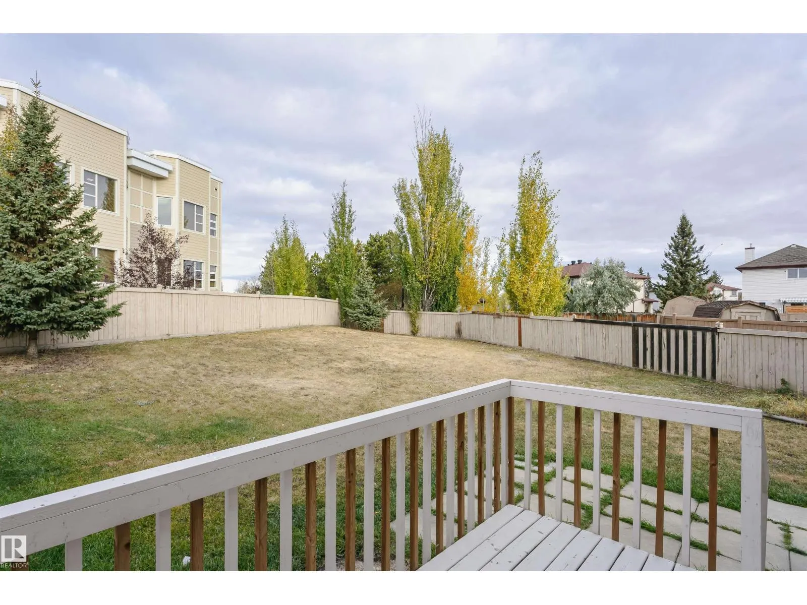 9142 165 AV NW