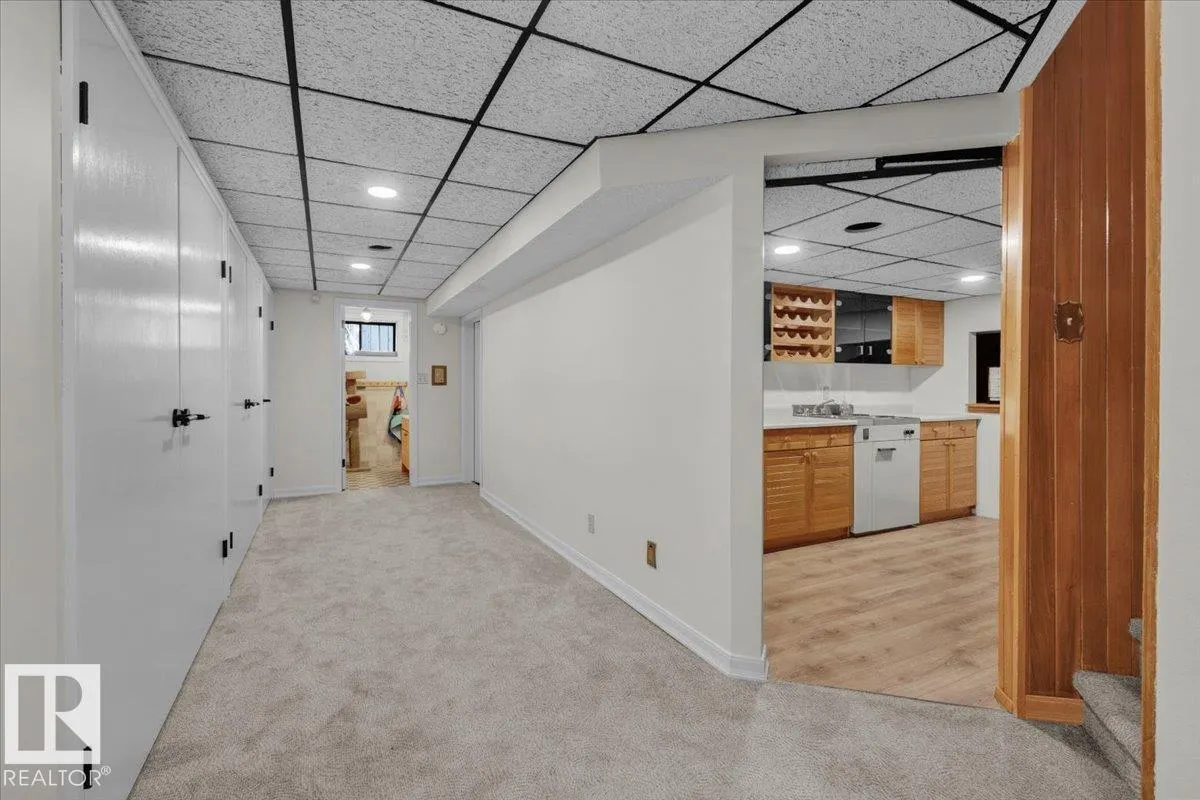 14717 48 AV NW