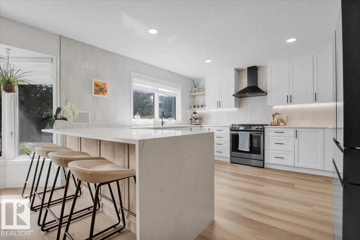 14717 48 AV NW