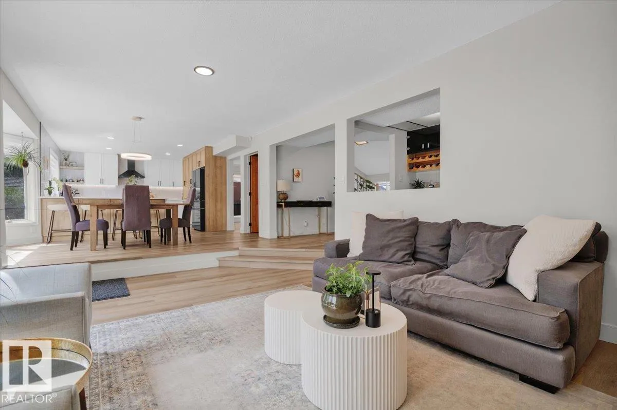 14717 48 AV NW