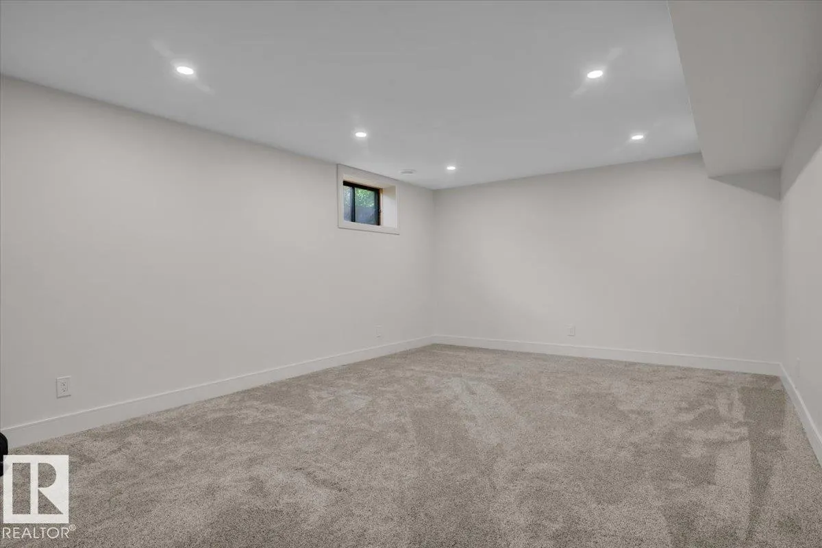 14717 48 AV NW