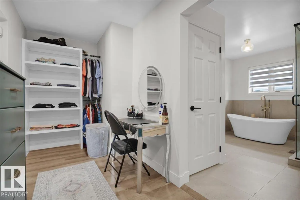 14717 48 AV NW