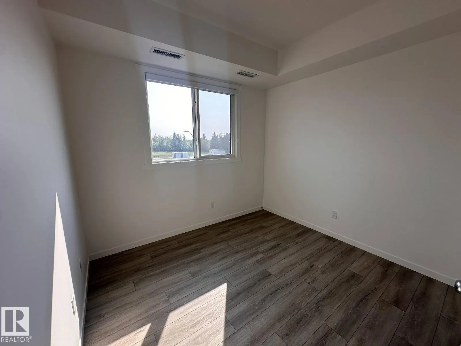#304 9207 228 ST NW