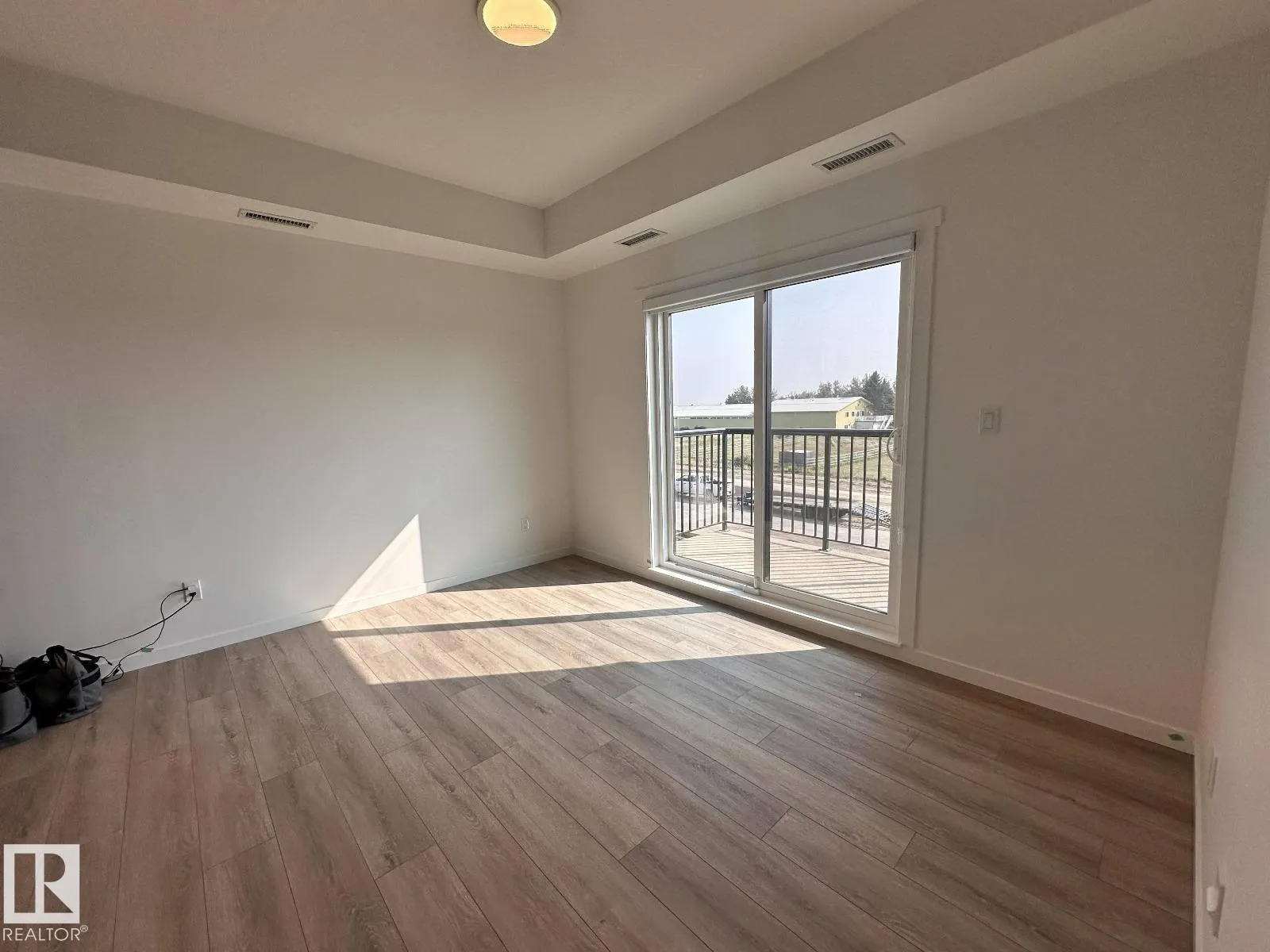 #304 9207 228 ST NW