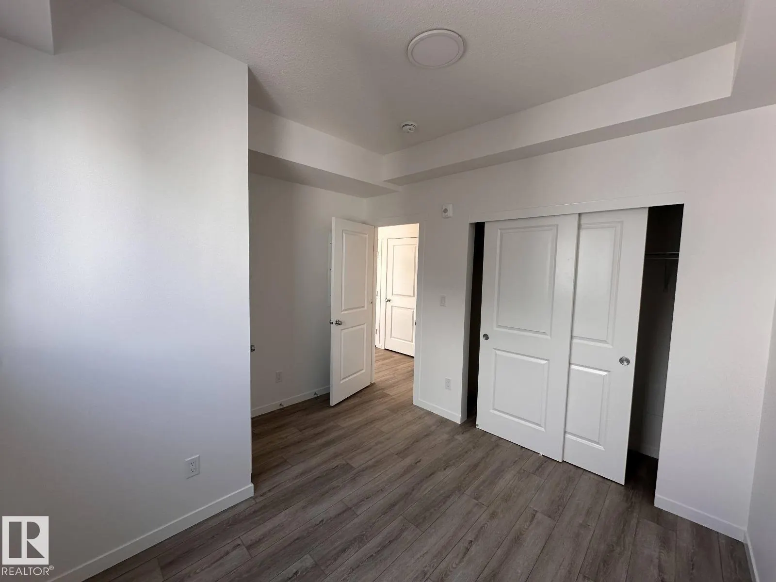 #304 9207 228 ST NW