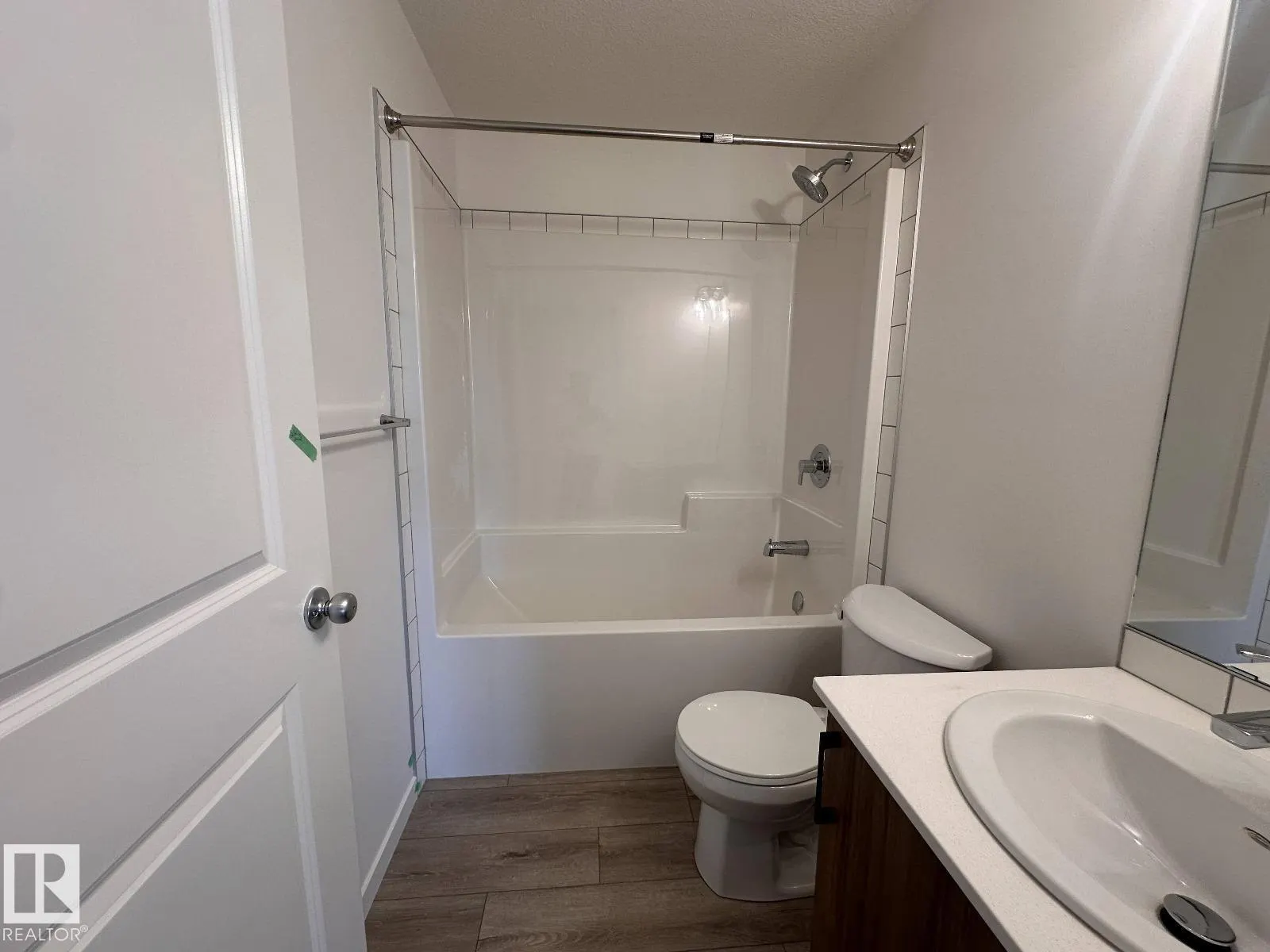 #304 9207 228 ST NW