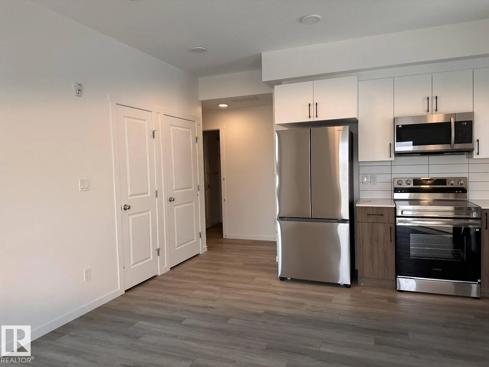 #304 9207 228 ST NW