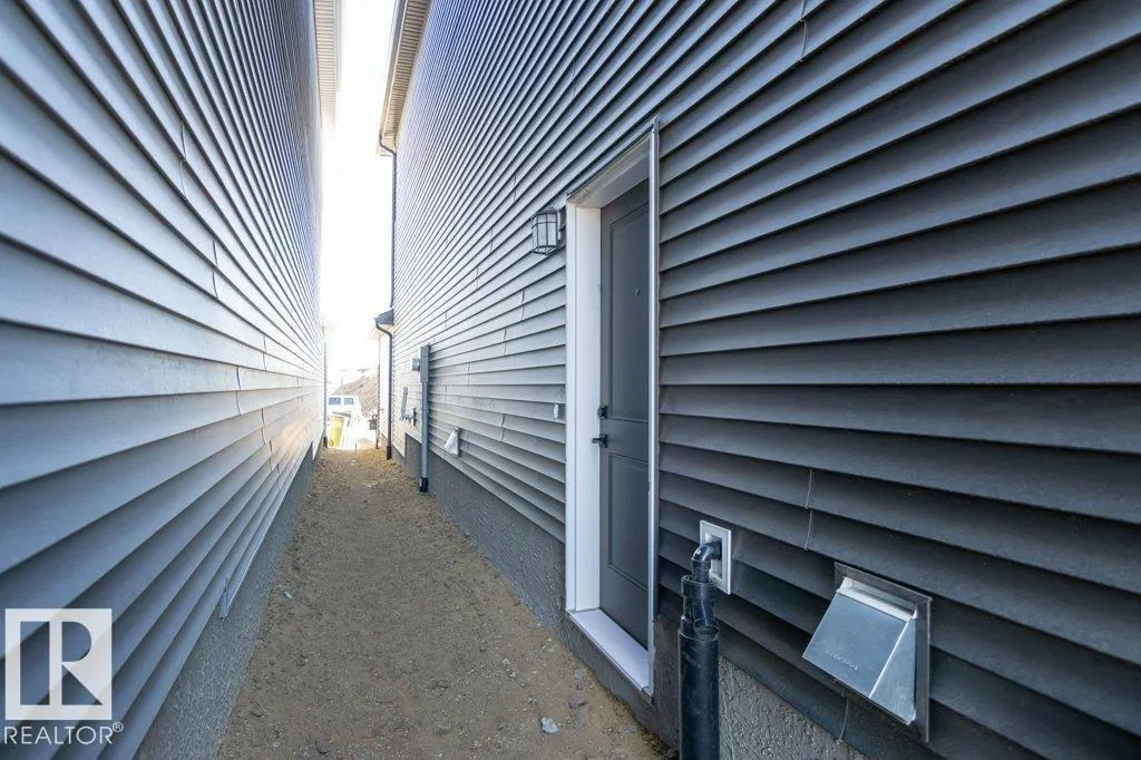 2832 65 ST SW