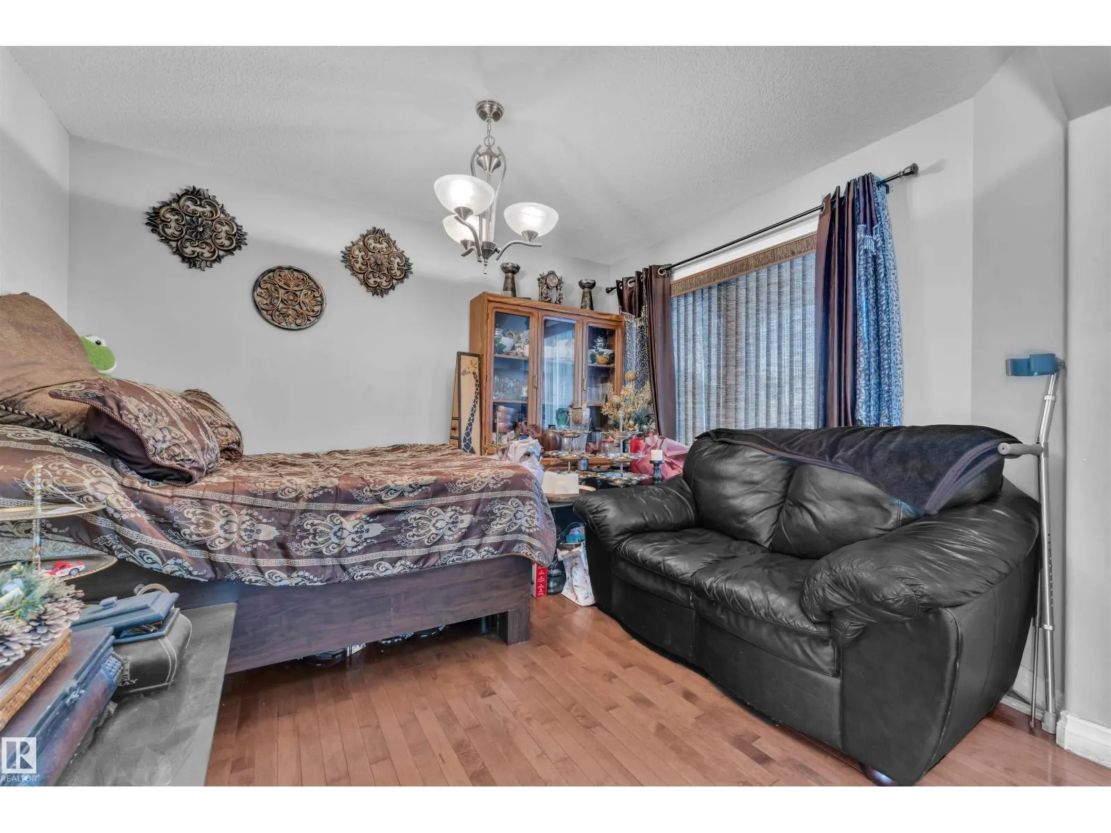 7939 2 AV SW