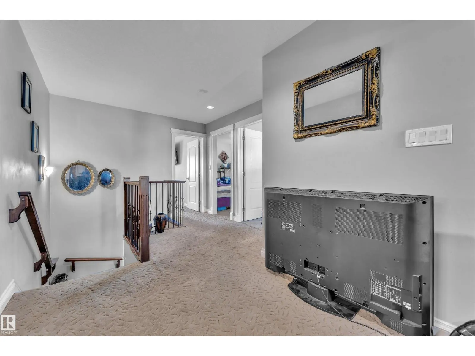 7939 2 AV SW
