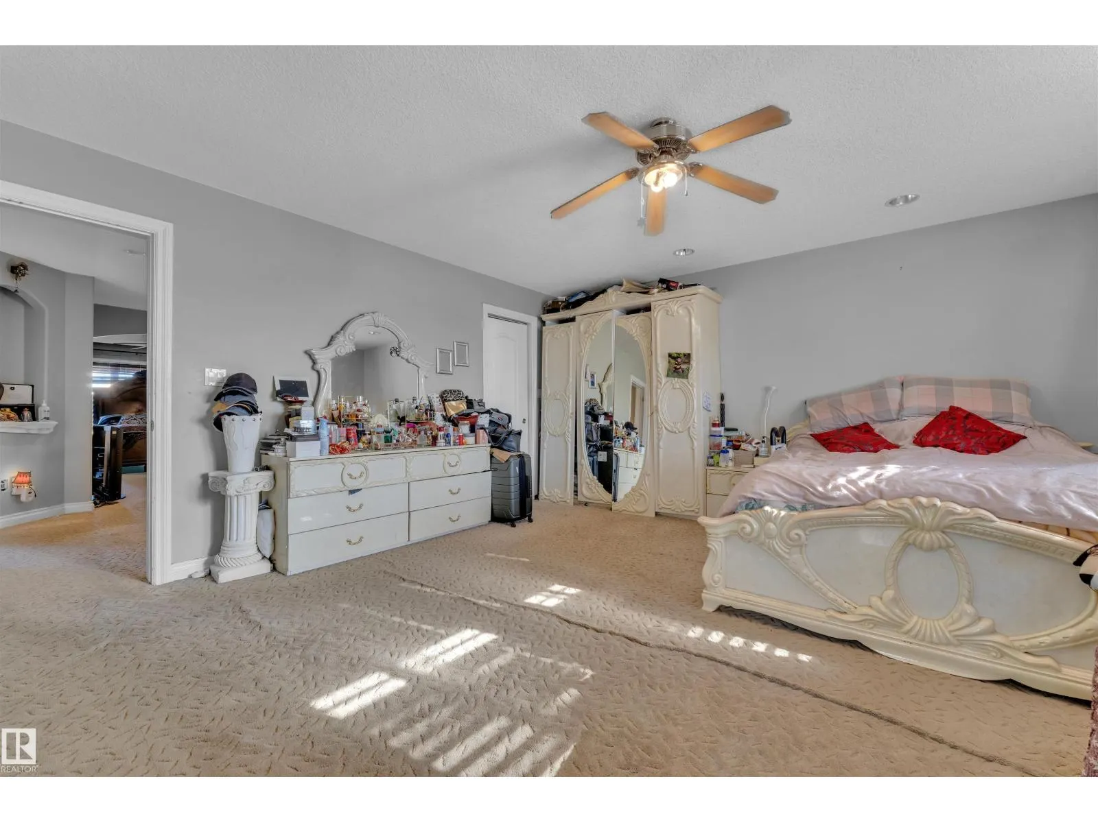 7939 2 AV SW
