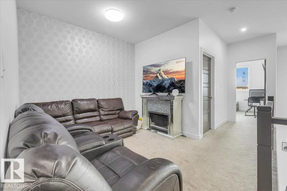 1325 20 ST NW
