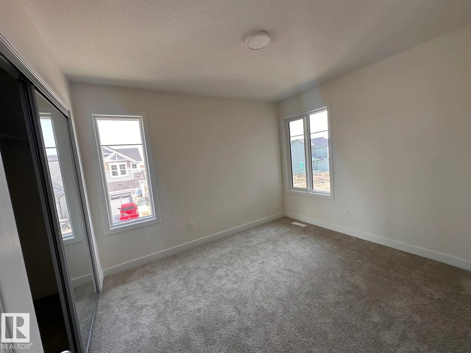 6304 KING WD SW