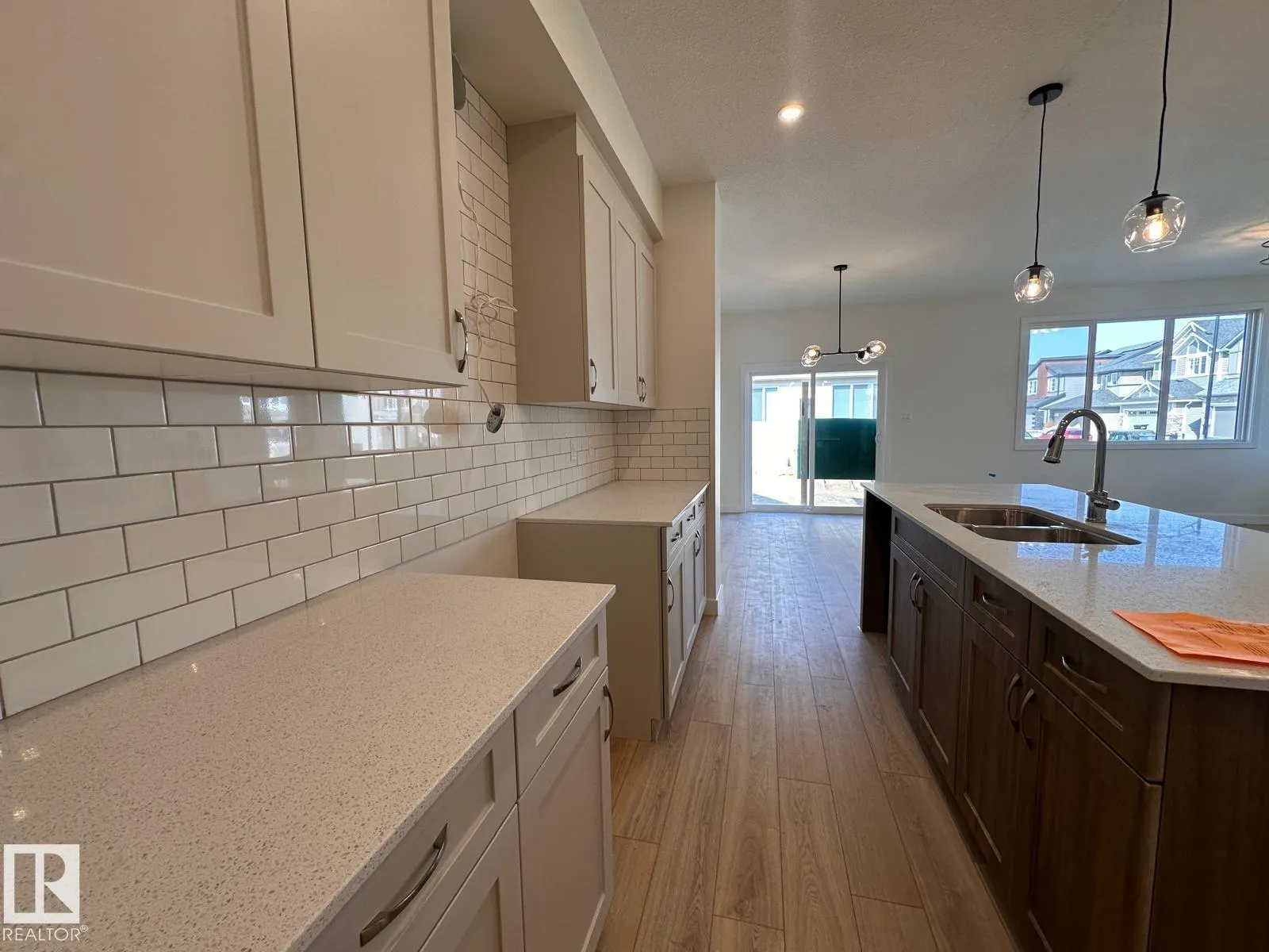 6304 KING WD SW