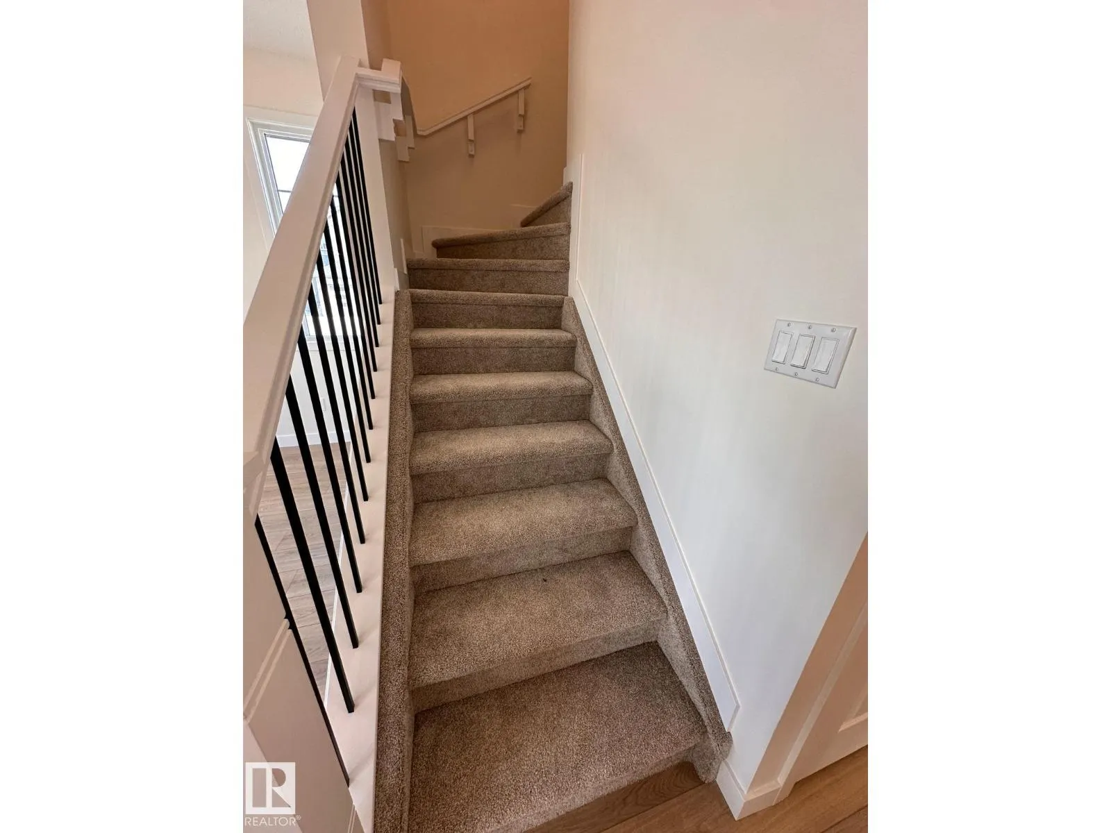 6304 KING WD SW