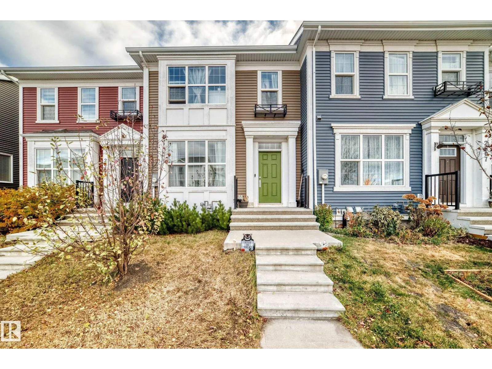2609 MAPLE WY NW
