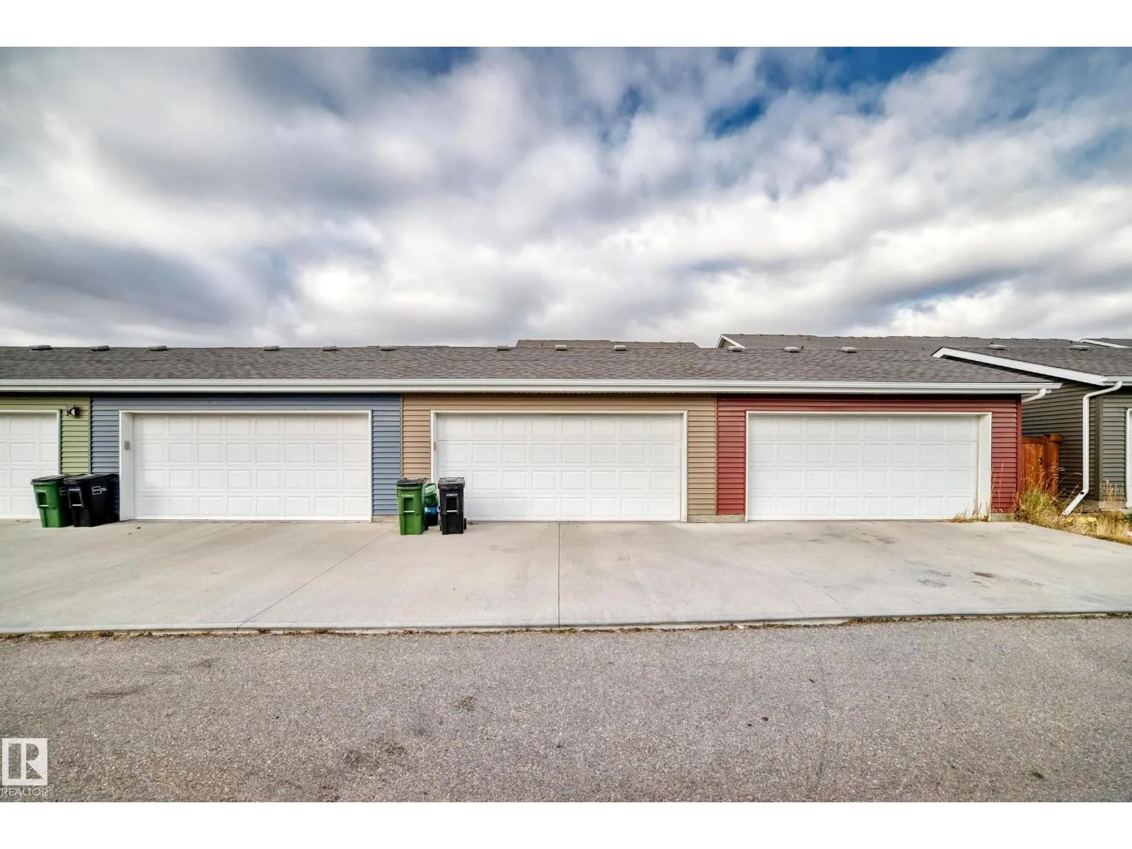 2609 MAPLE WY NW