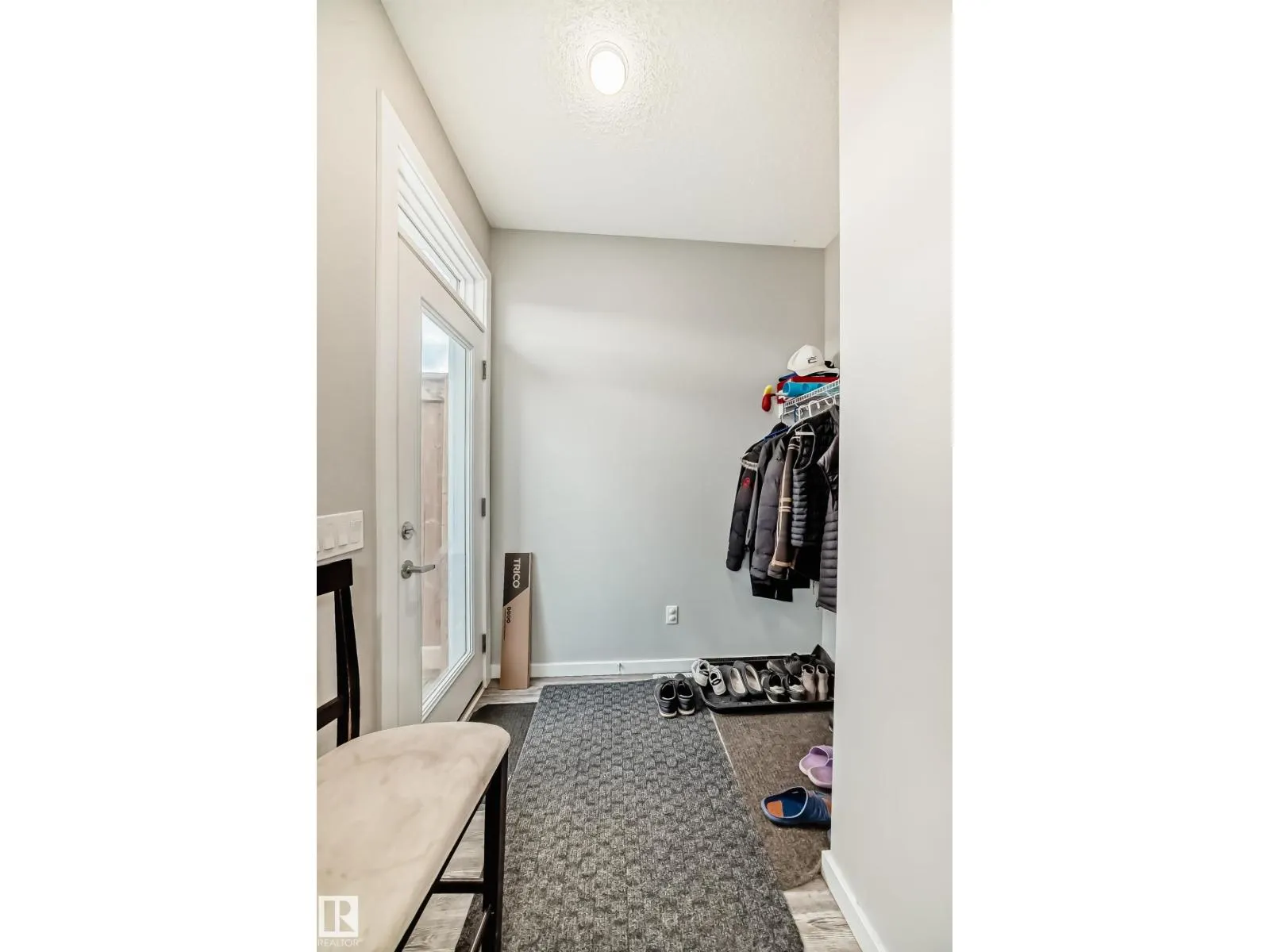 2609 MAPLE WY NW