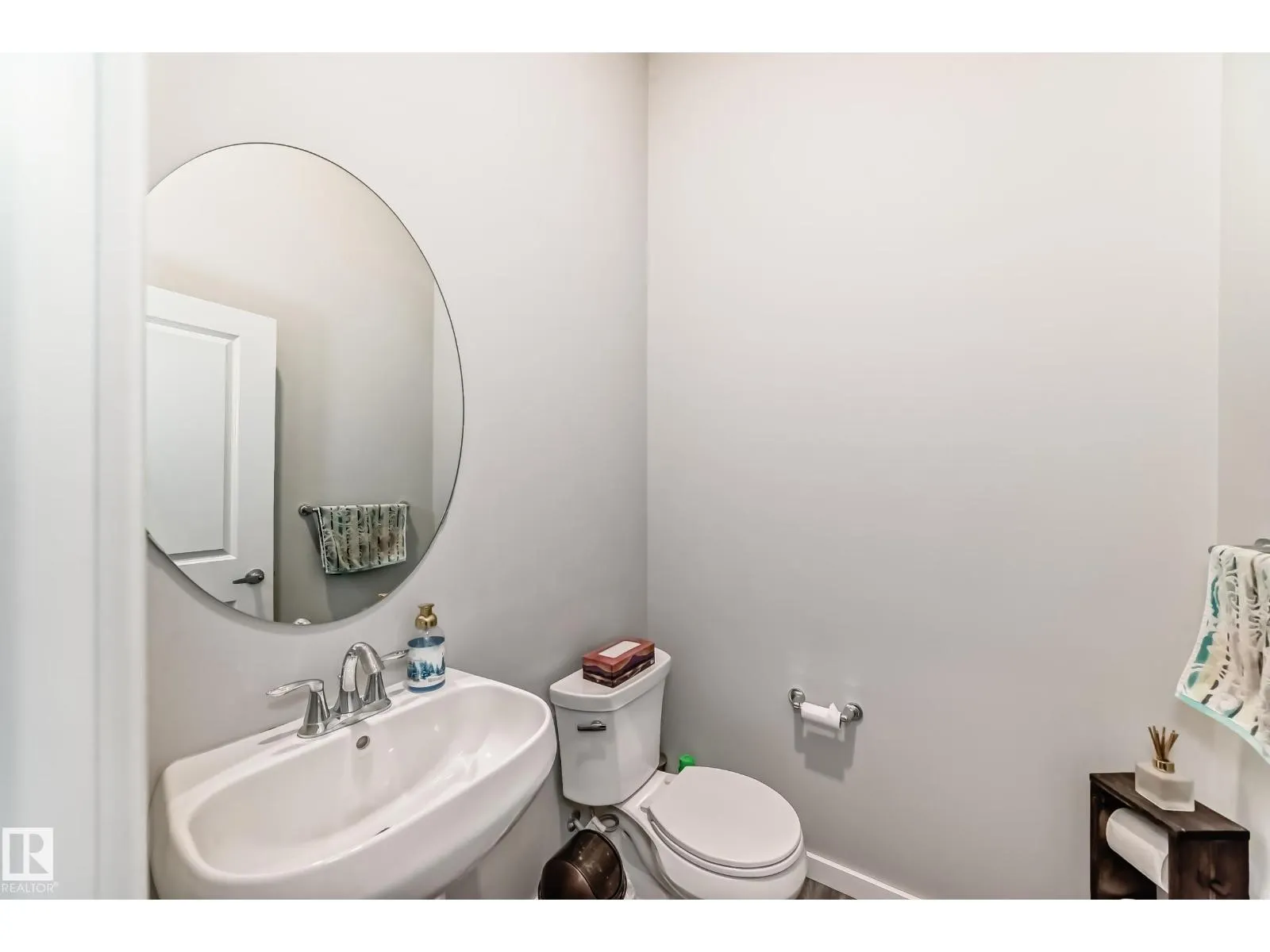 2609 MAPLE WY NW