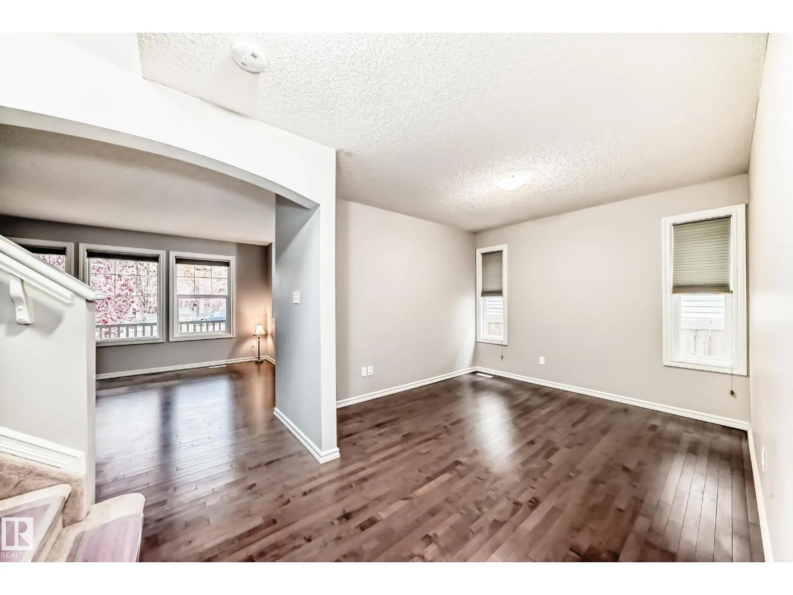 1515 TOWNE CENTRE BV NW
