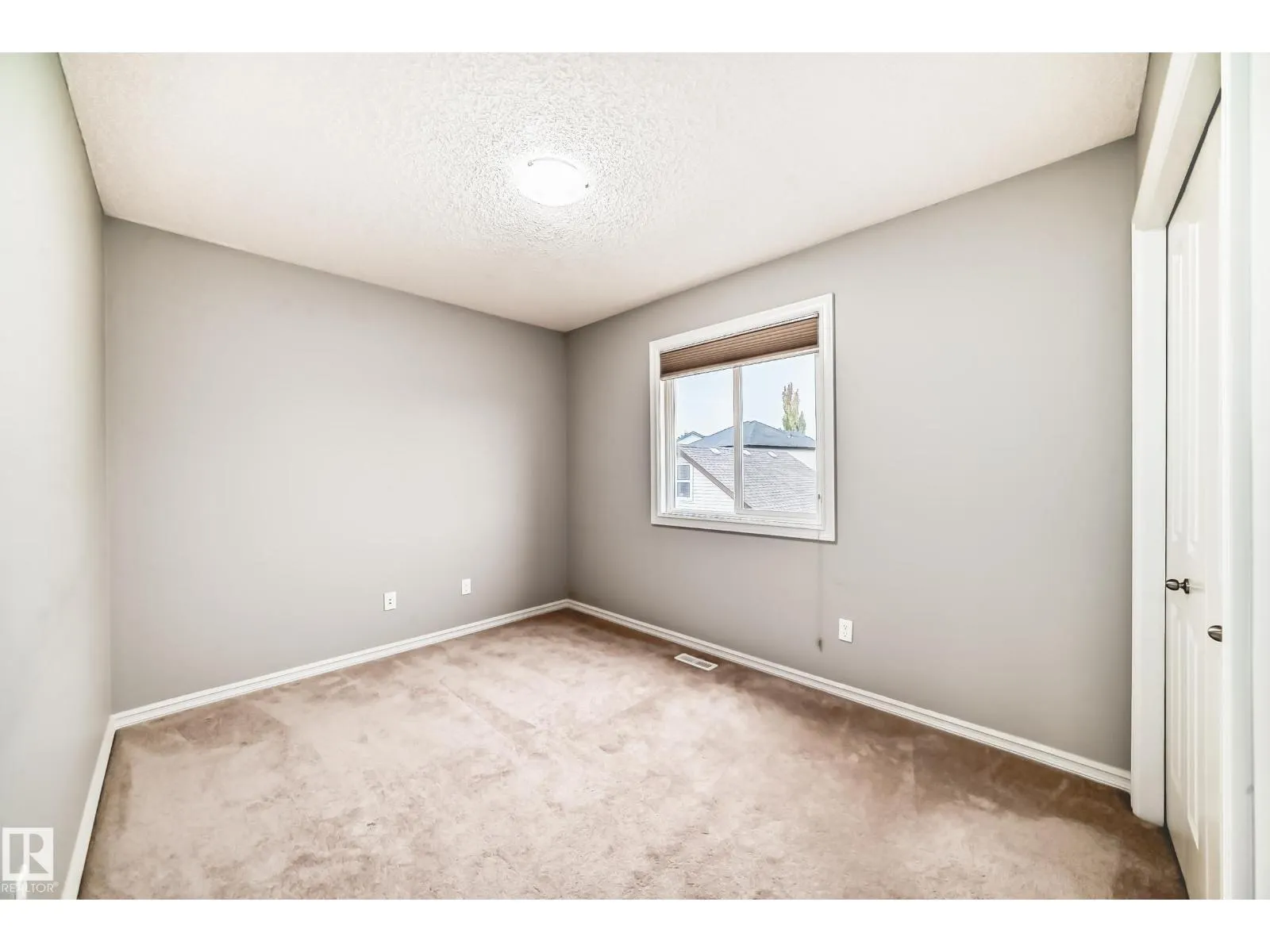 1515 TOWNE CENTRE BV NW