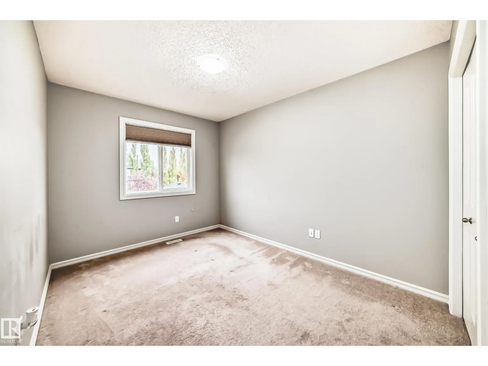 1515 TOWNE CENTRE BV NW