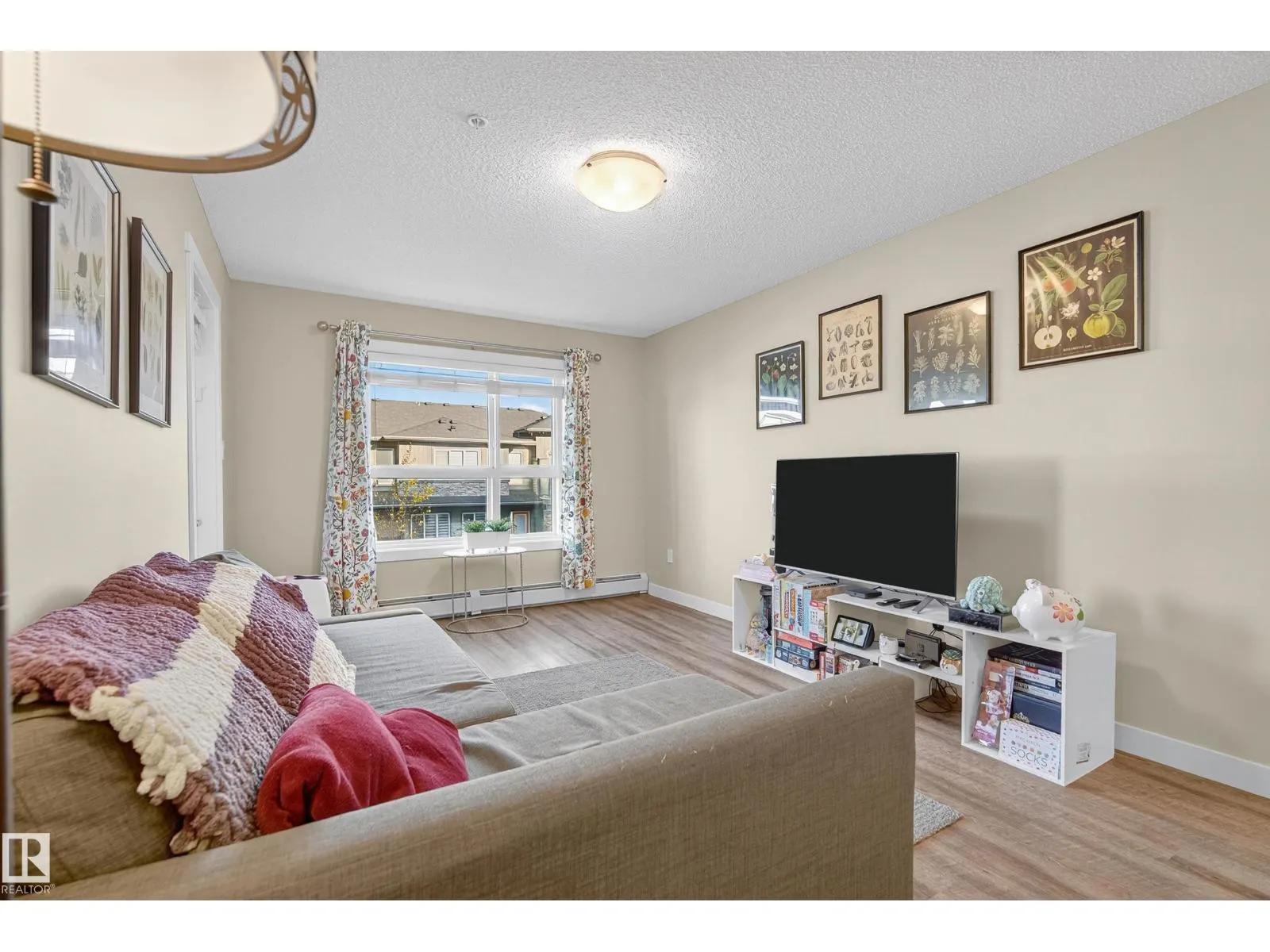 #316 1506 TAMARACK BV NW