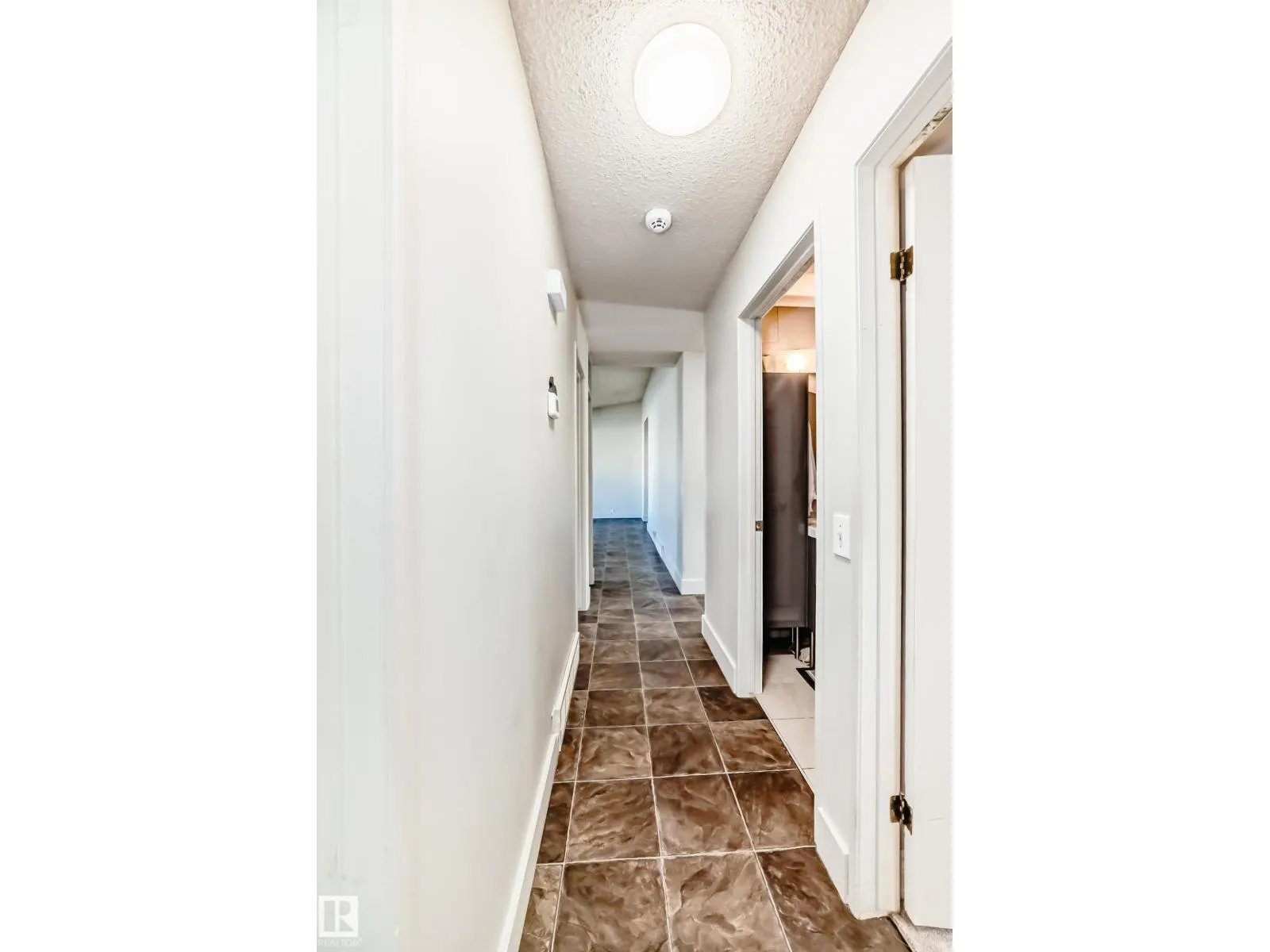 18215 80A AV NW