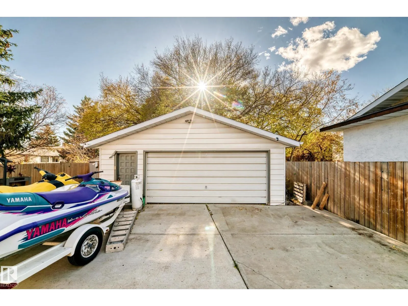 18215 80A AV NW