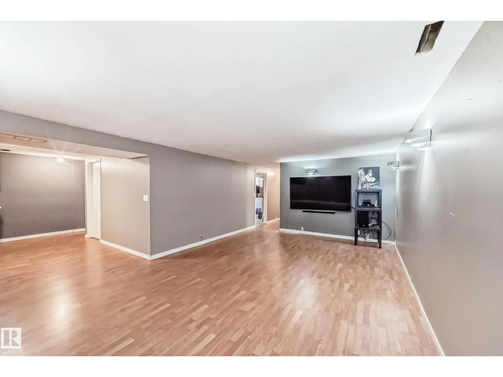 18215 80A AV NW