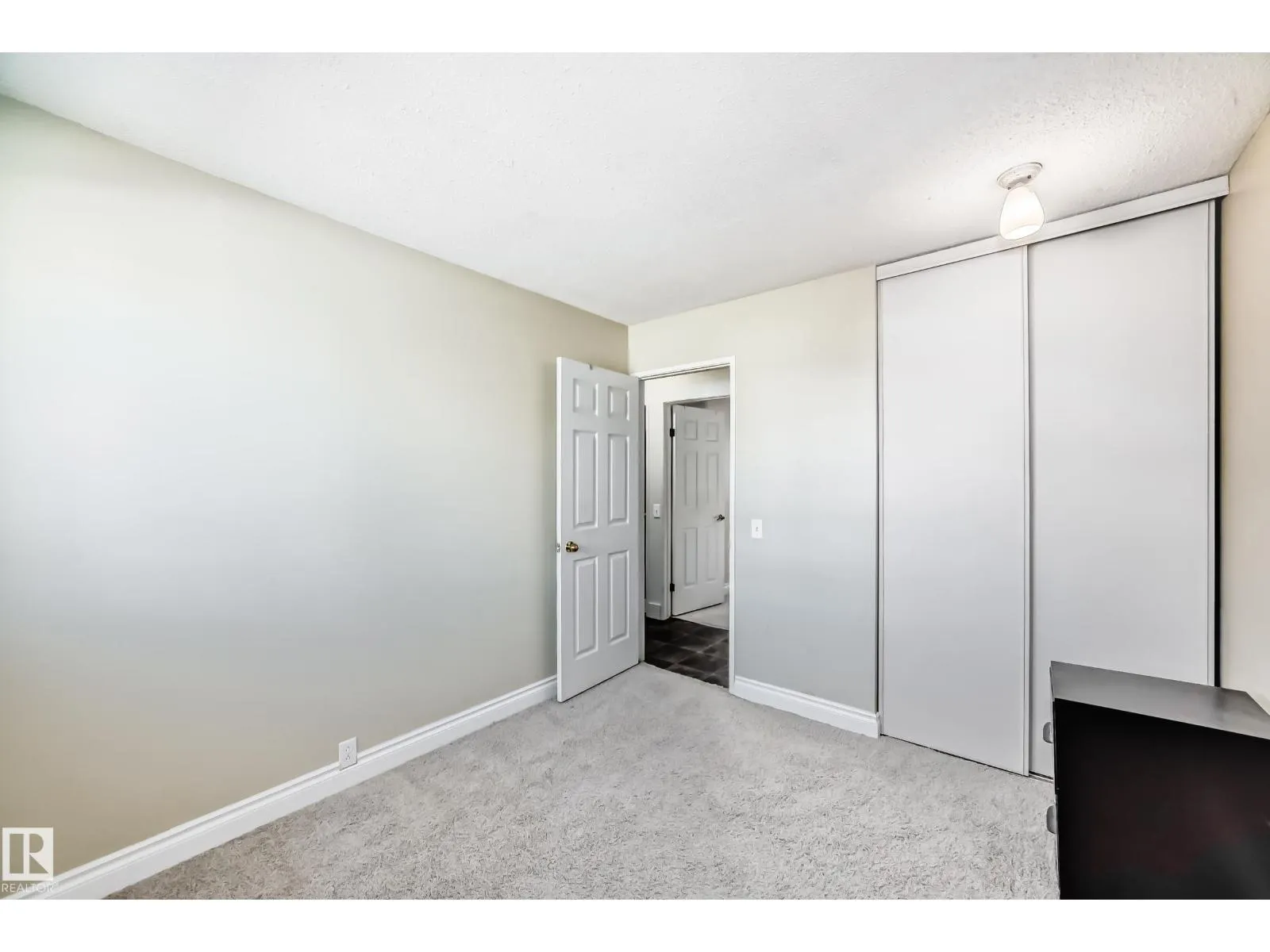 18215 80A AV NW