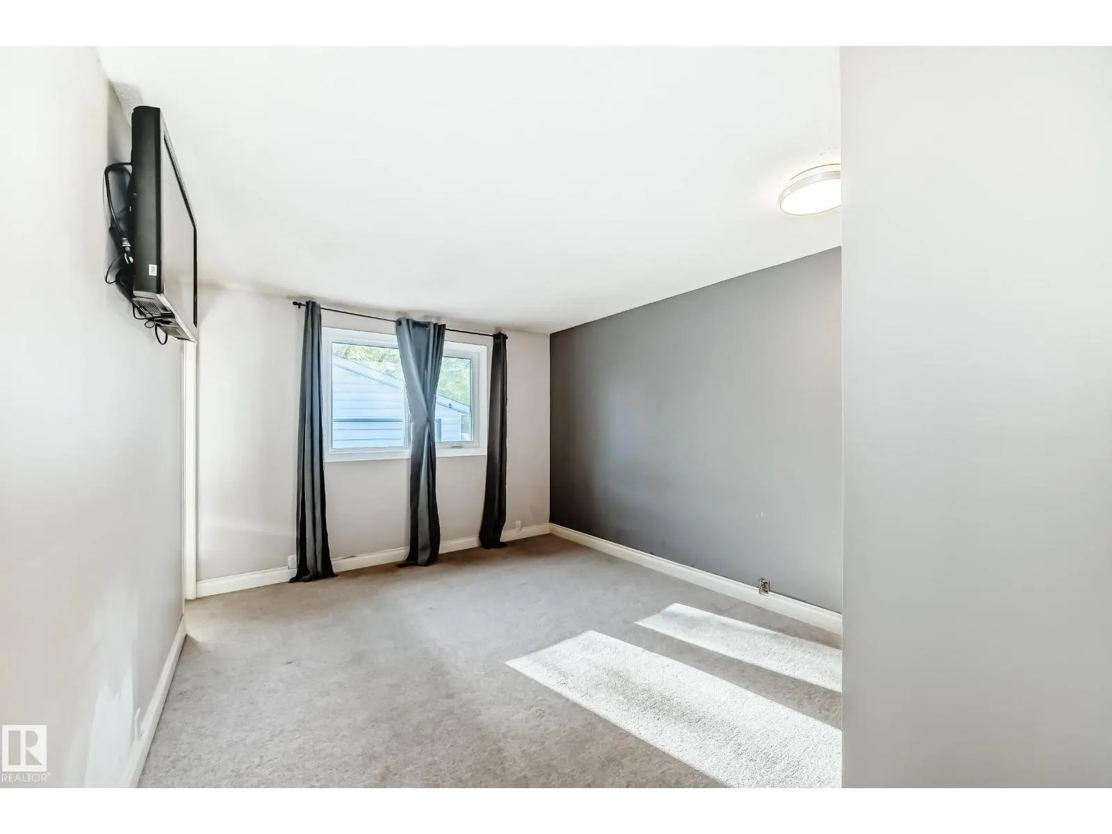18215 80A AV NW
