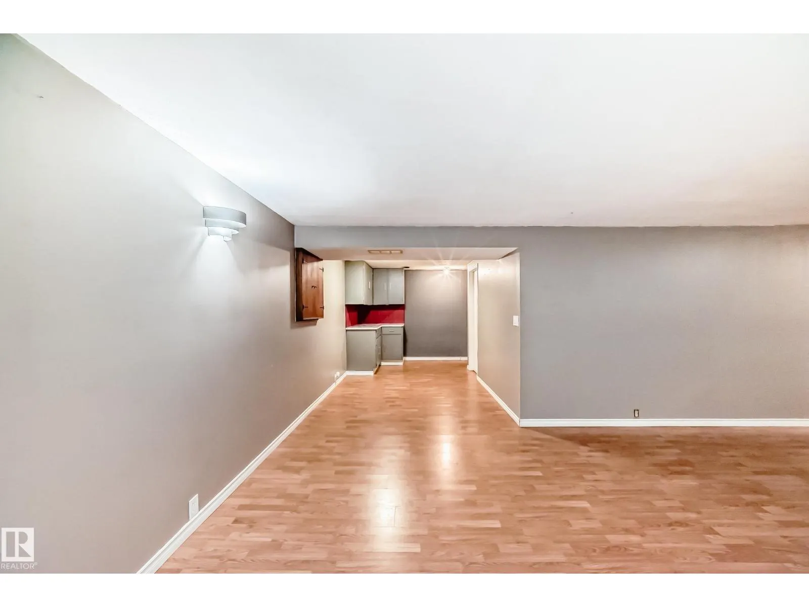 18215 80A AV NW