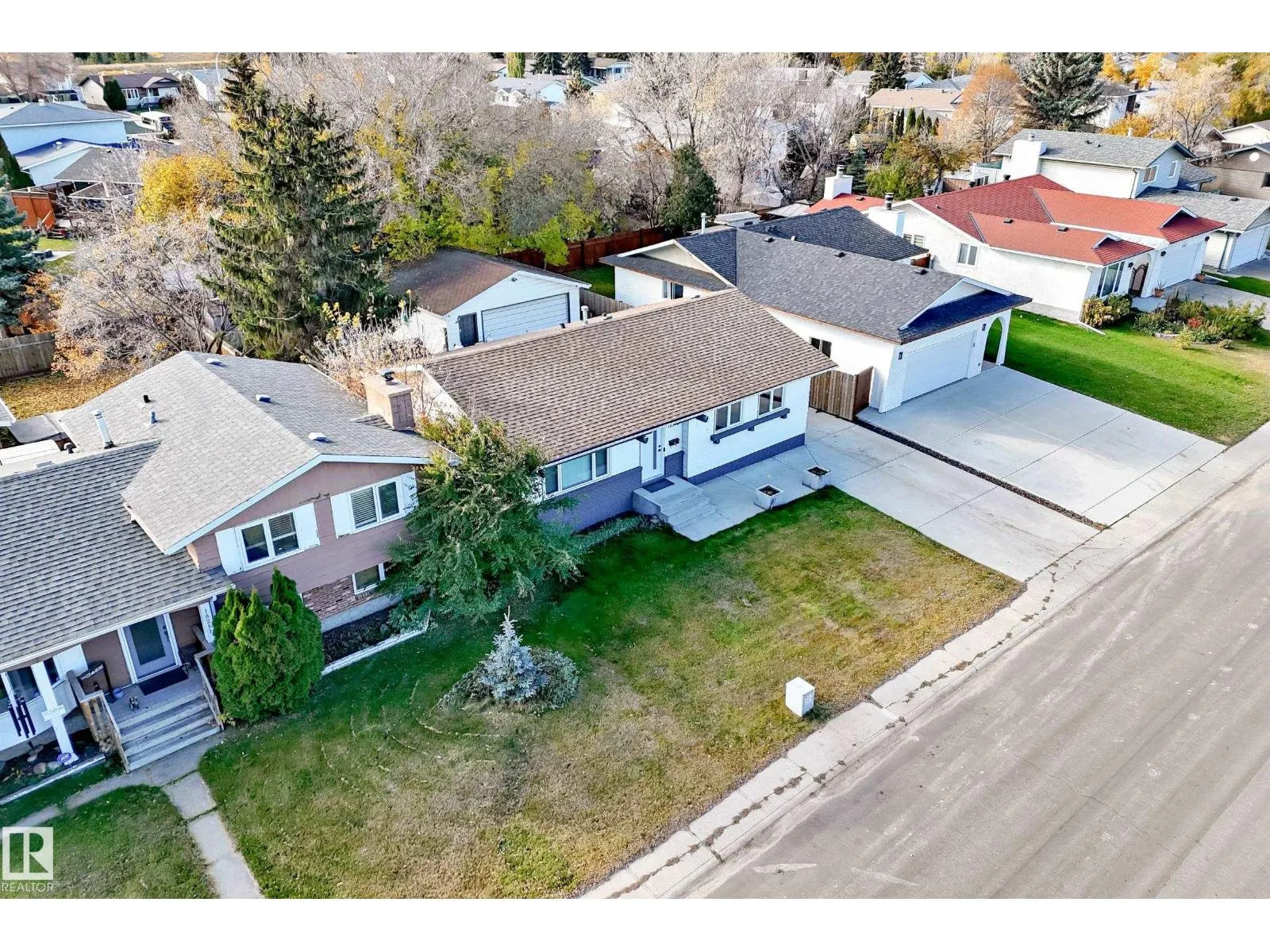 18215 80A AV NW