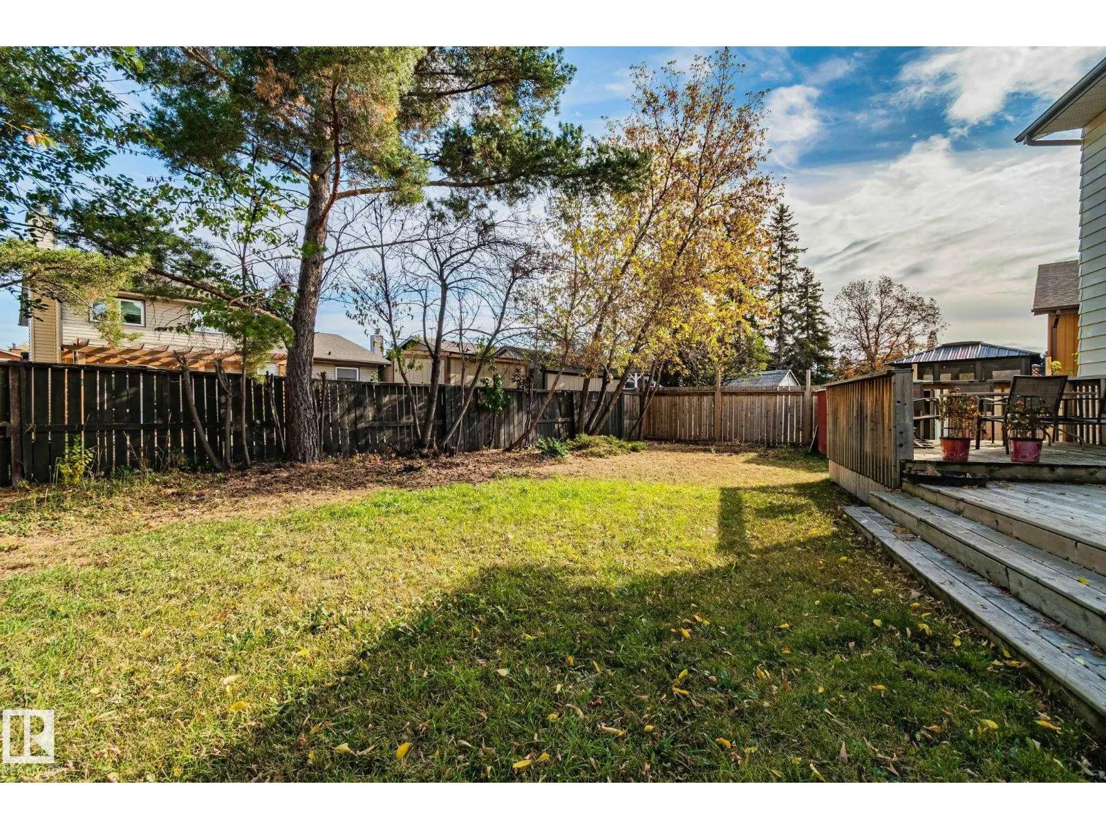 12218 143 AV NW