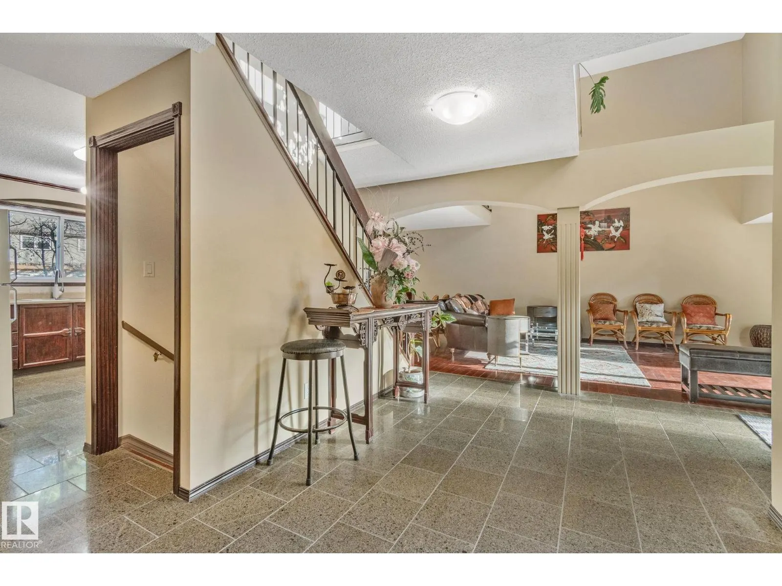 12218 143 AV NW