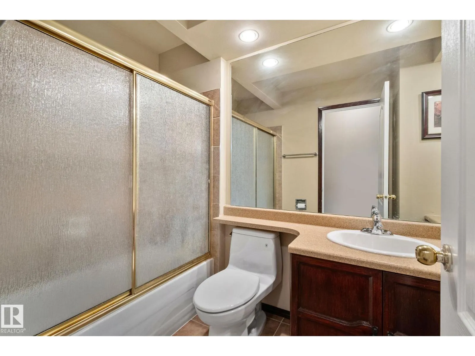 12218 143 AV NW
