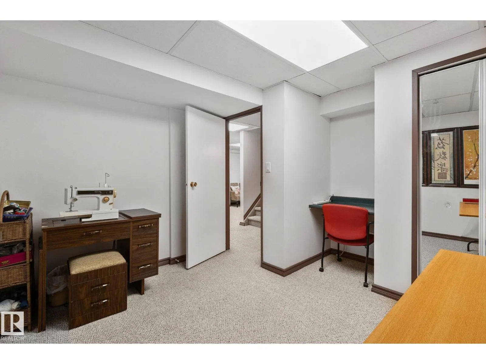 12218 143 AV NW