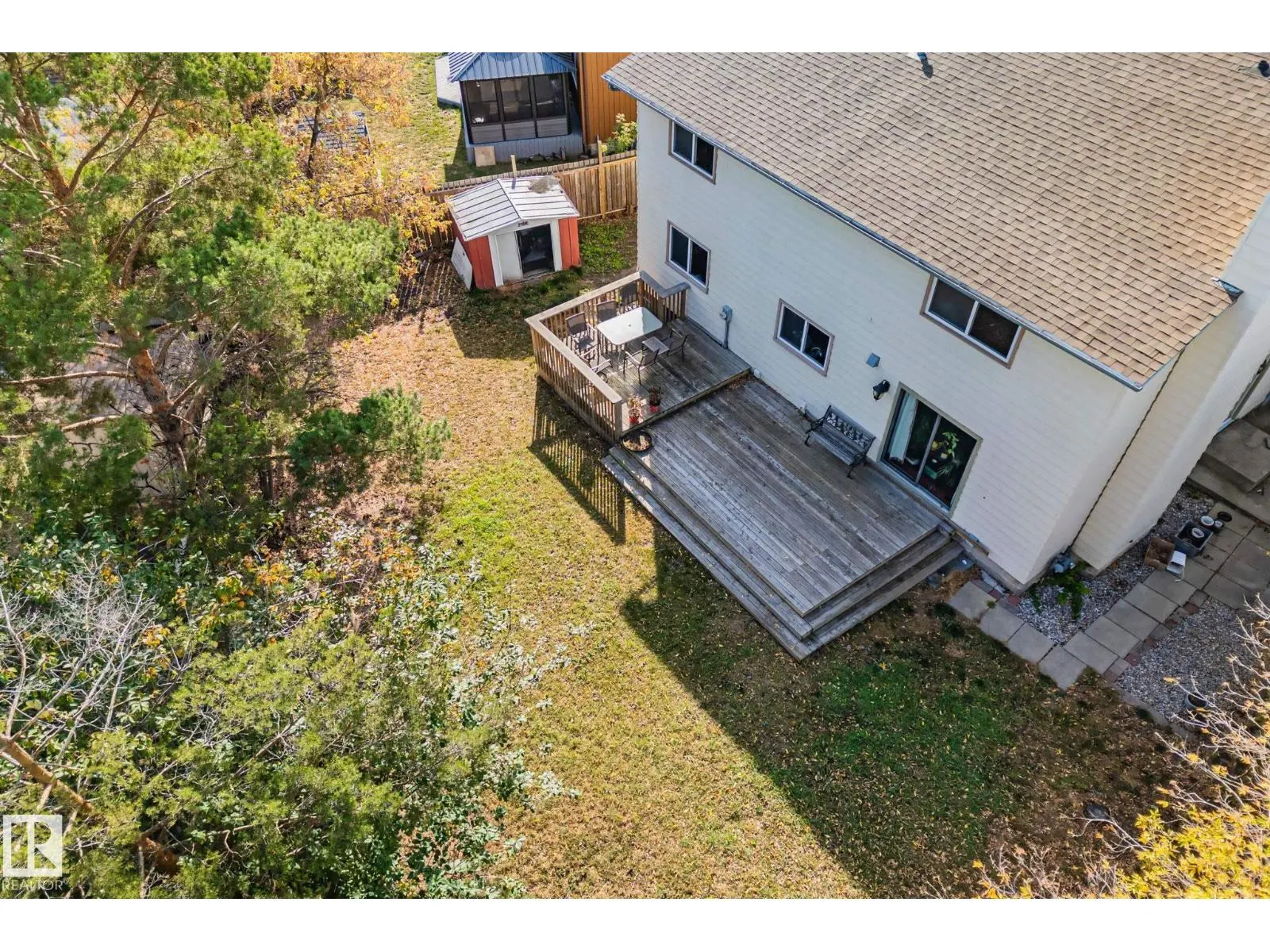 12218 143 AV NW