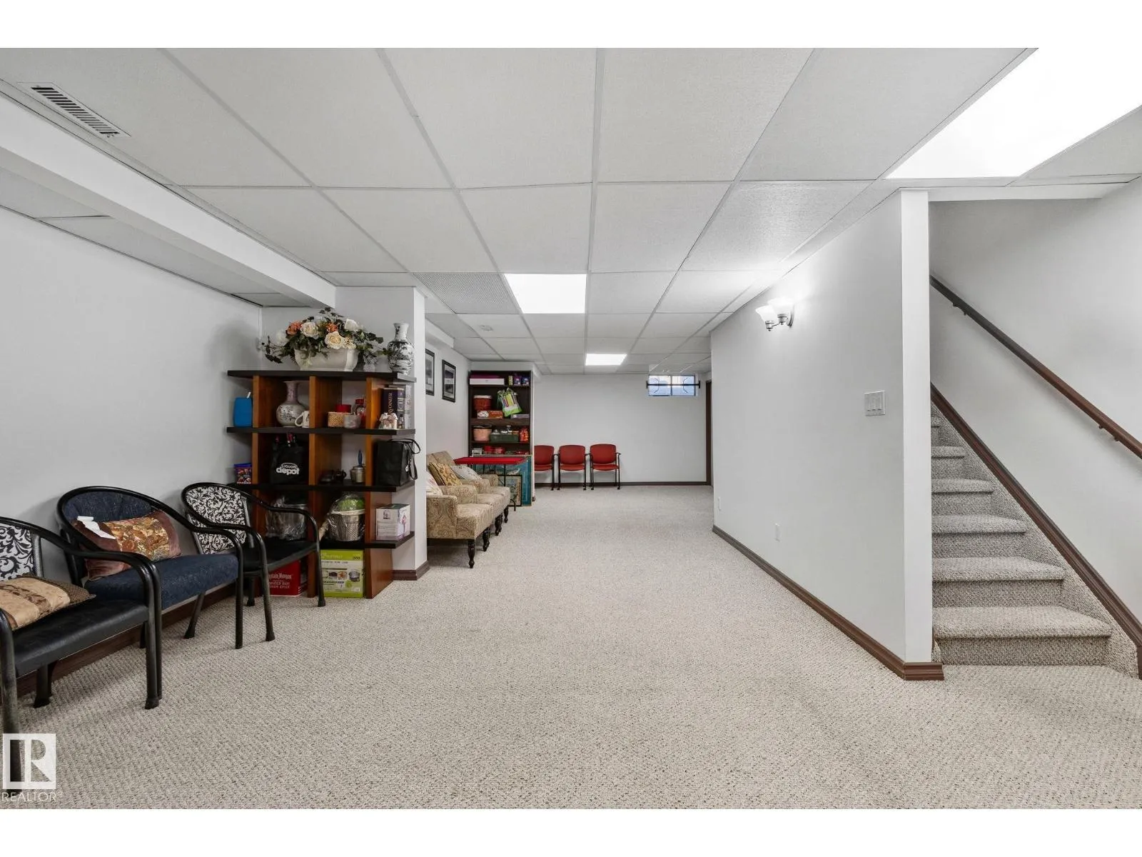 12218 143 AV NW