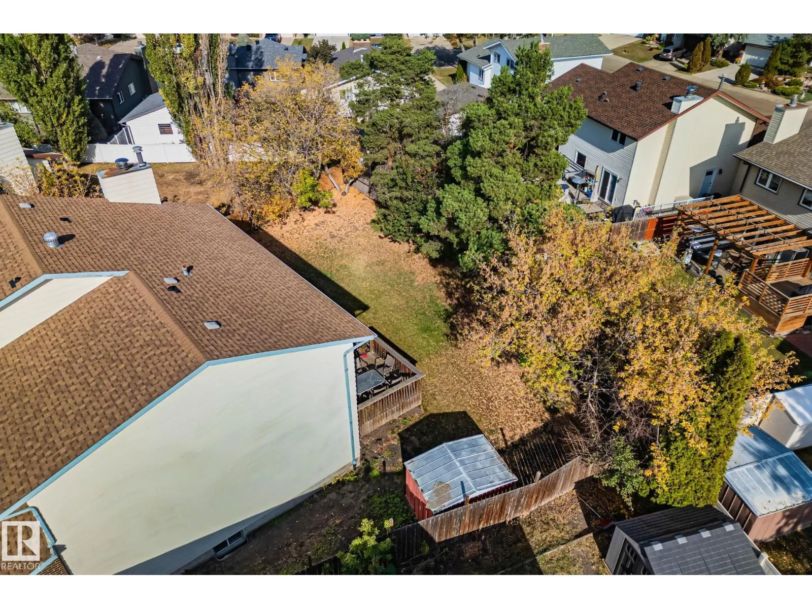 12218 143 AV NW