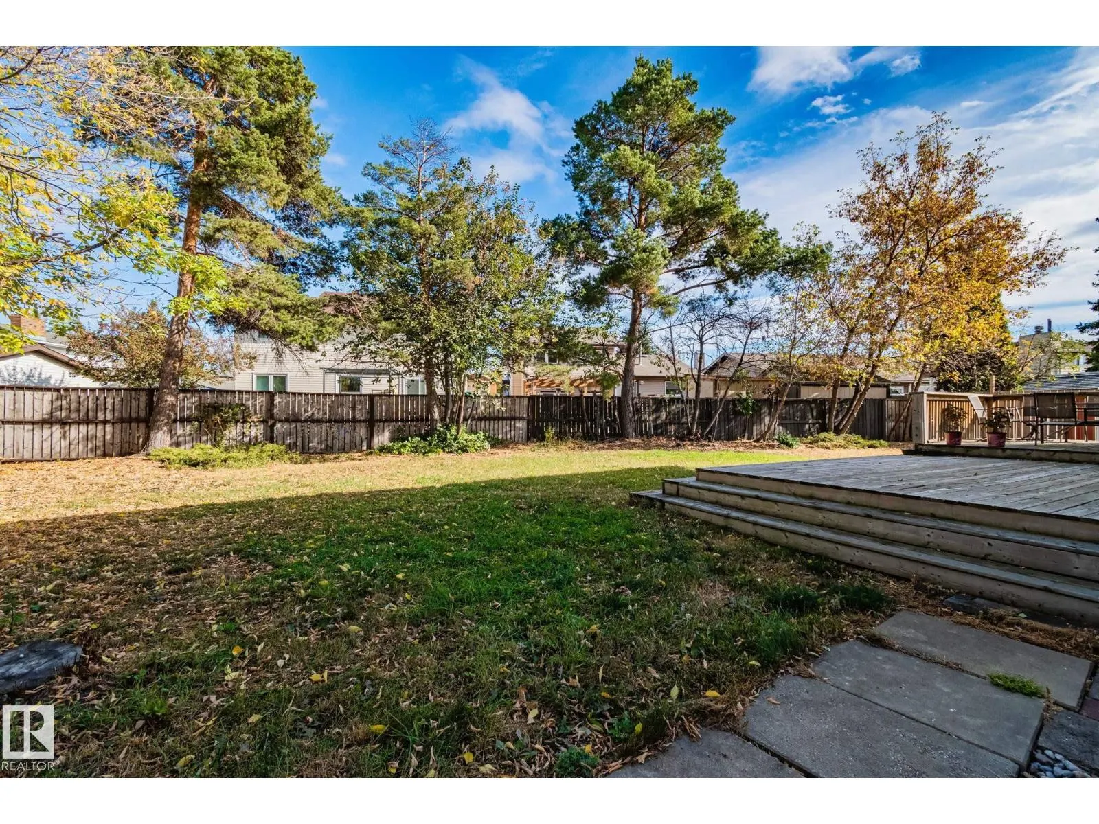12218 143 AV NW