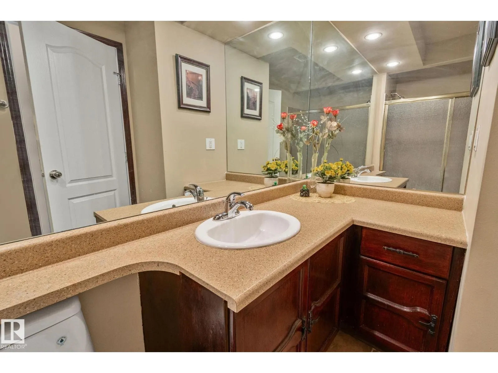 12218 143 AV NW